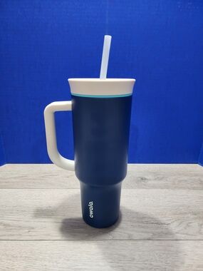 Owala 40oz Stainless Steel Tumbler Navy Blue w\ Gray Handle & Lid & Clear Straw